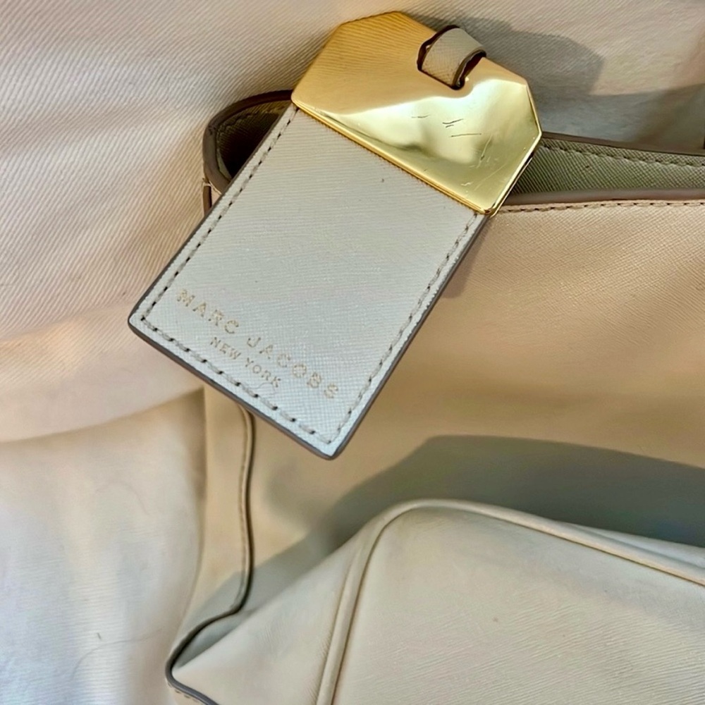 Marc Jacobs Sidekick Tan Luggage Tag 2019SS Plain Gold Leather Logo Purse Tote - Picture 13 of 14
